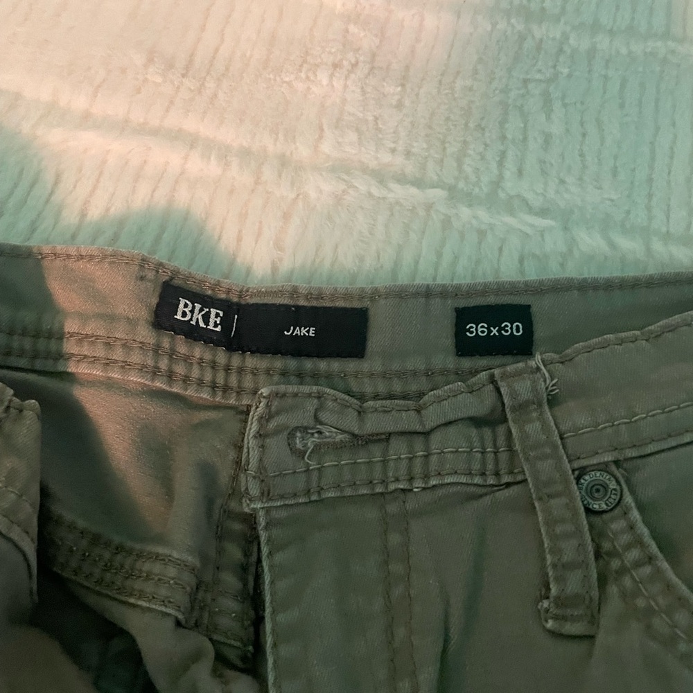 BKE Jake brownish pants for guys, they are from buckle and in great condition.